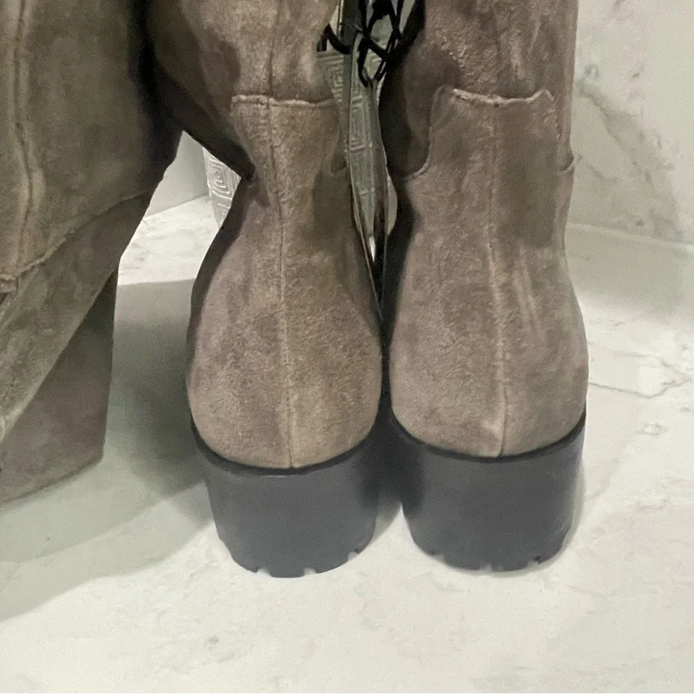 New!‎ VINCE CAMUTO Jorshie Over-the-Knee Boot Sz 7